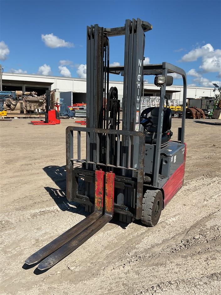 Forklifts, Pallet Trucks, Sweeper, Man Lift