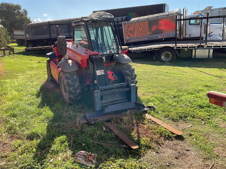 Assorted Bluedeck Composite Decking&Fast Tread Stair Frames