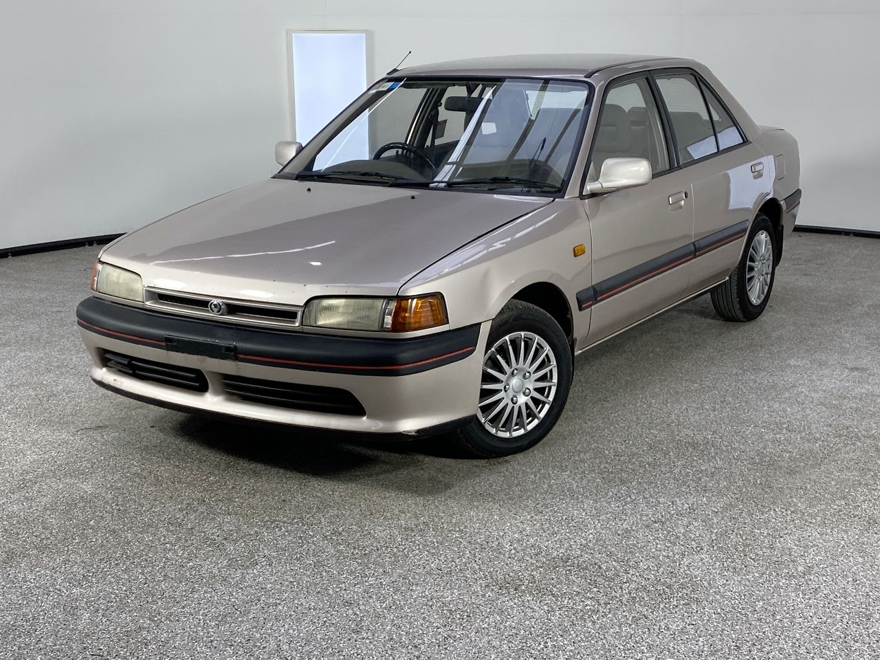 1991 Mazda 323 Automatic Sedan