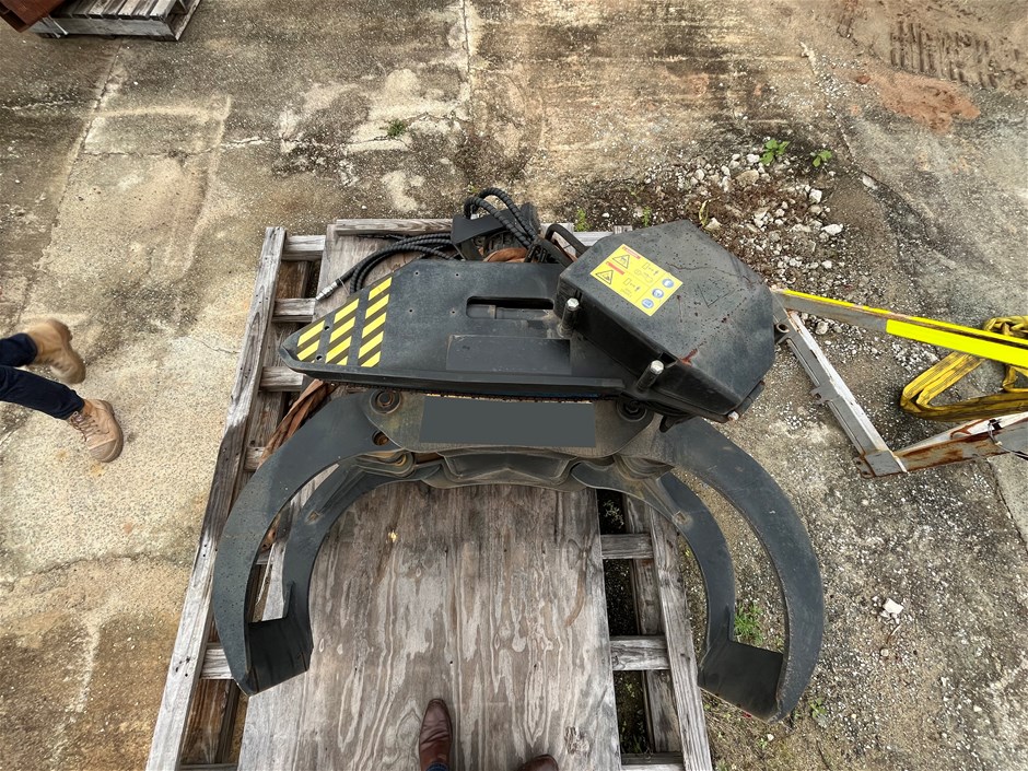 Hultdins Supersaw 550 Grab Attachment