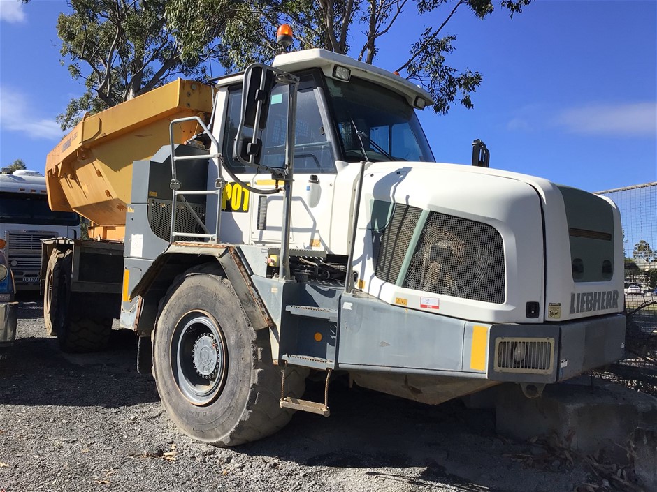 Multi-Vendor Earthmoving, Transport,Screening,Agri & More 