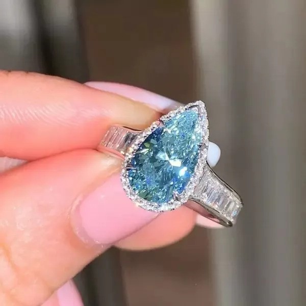Elegant 18K White Gold plated Water Drop Zircon Full Around Ring Size 7