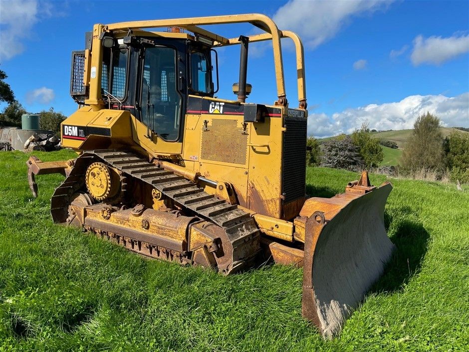 2002 Caterpillar D5M XL Dozer