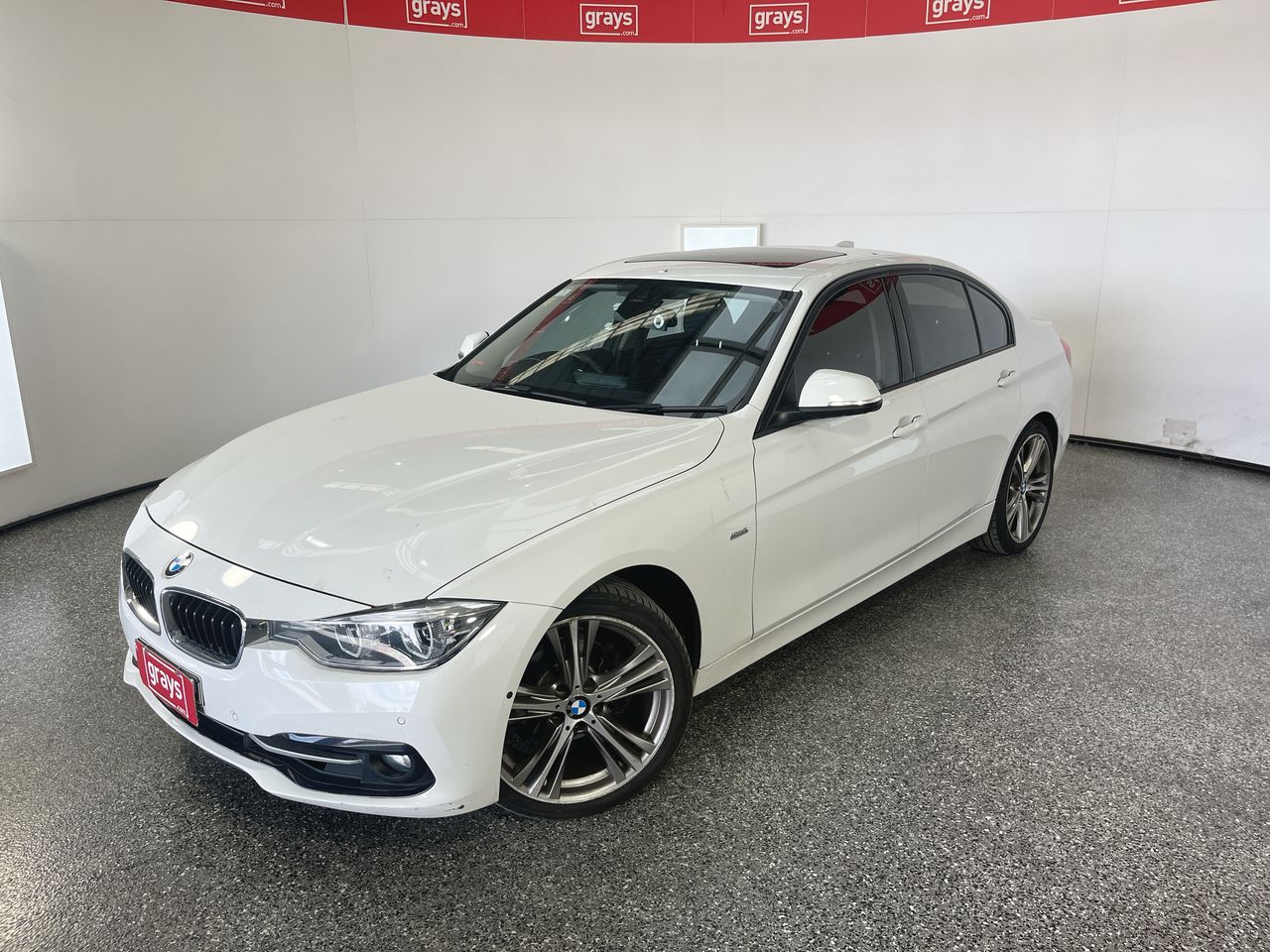 2015 BMW 3 Series 320i F30 LCI Automatic - 8 Speed Sedan