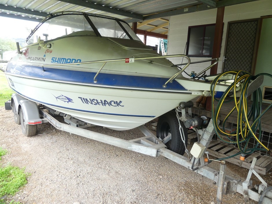 NO RESERVED 5.3m SOUTHWIND 5F565 Power Cruiser Boat