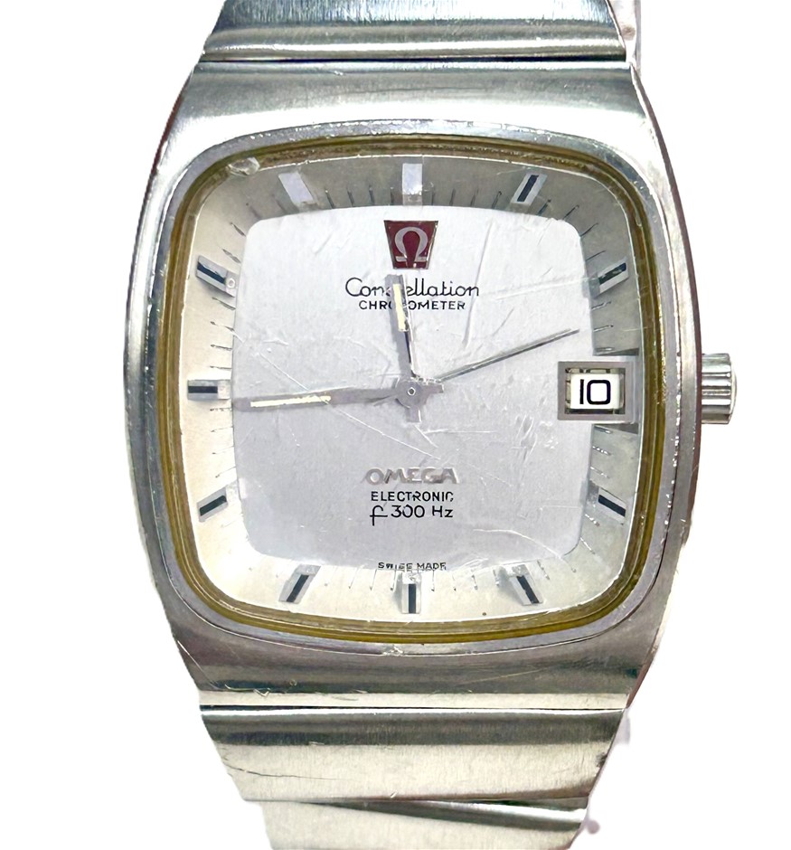 OMEGA Constellation Electric F300 Chronometer Watch Auction (0062 ...