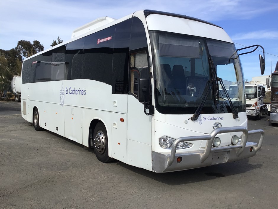 2008 Iveco Omnibus XMQ6126AU 4 x 2 Bus