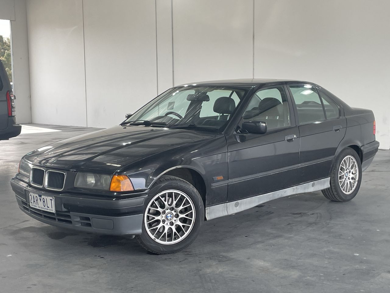 1995 BMW 318i E36 Manual Sedan