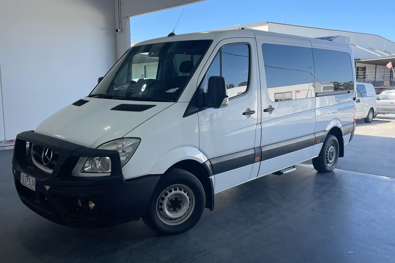 Mercedes Benz Sprinter 319 CDI MWB L/ROOF Turbo Diesel Automatic Van