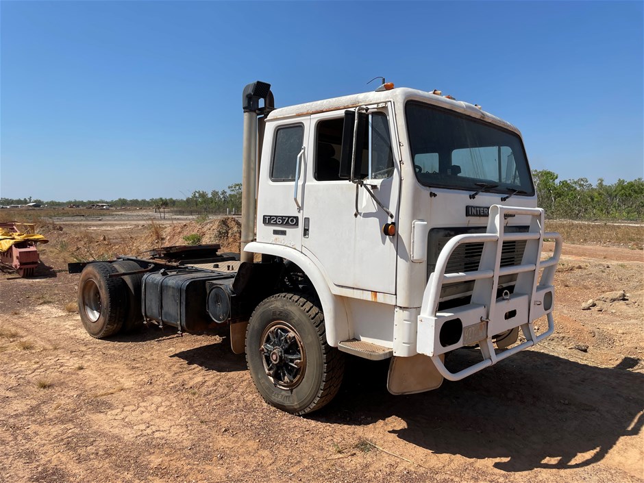 Bosich Widening Float & 1984 International Prime Mover