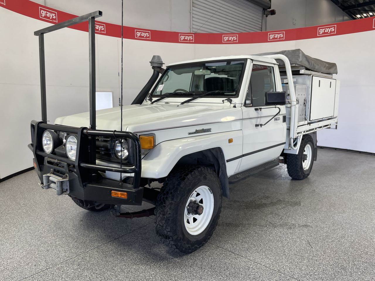 Toyota Landcruiser HZJ75RP-M Manual Cab Chassis