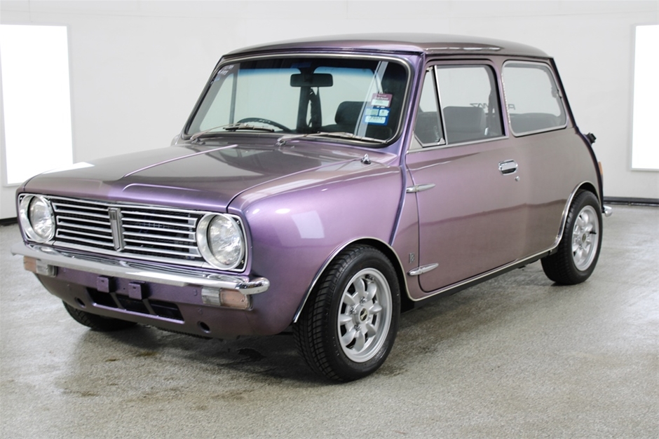 1973 Leyland Mini (Custom Chameleon Paint) Manual Coupe