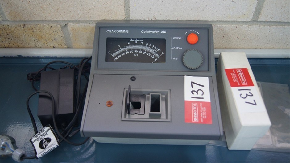 CibaCorning Colorimeter 252 With 8pce wavelength set 430nm to 710nm