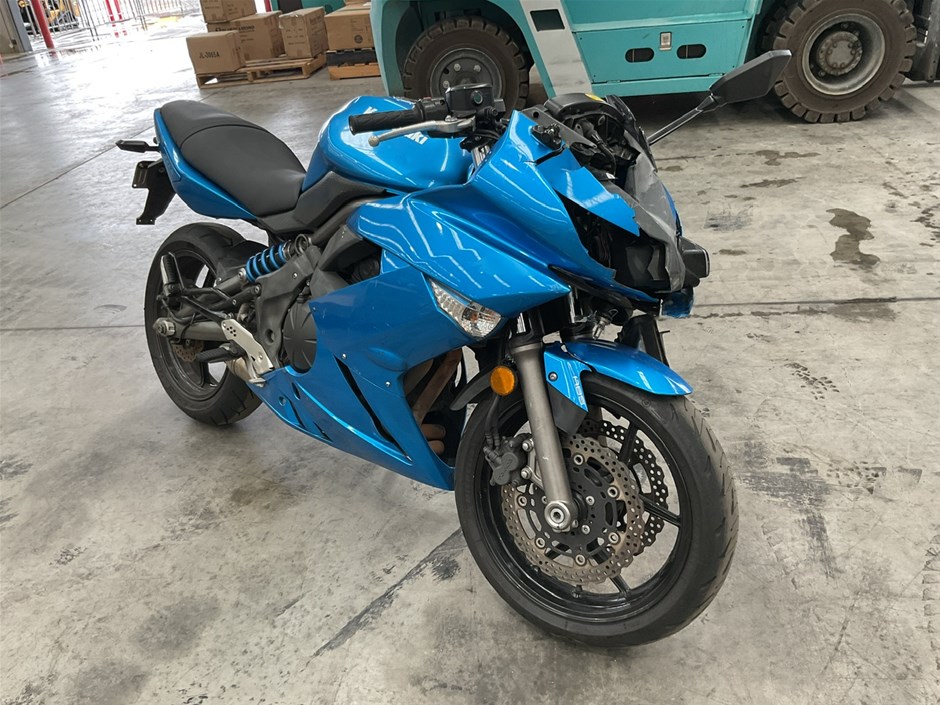 2010 Kawasaki Ex650c Motorcycle