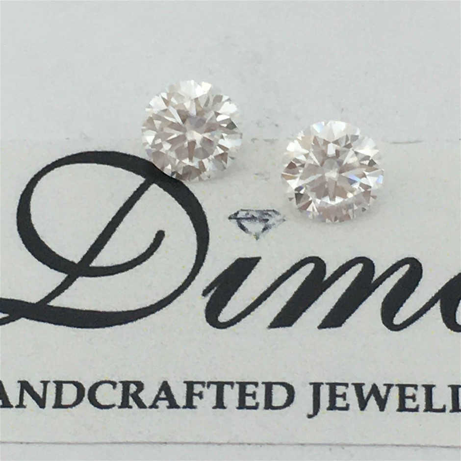 Two Stones Moissanite Round 1.50ct