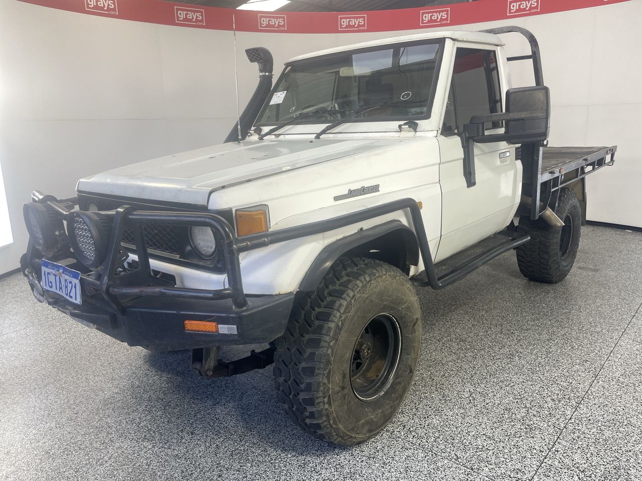 1994 Toyota Landcruiser HZJ75RP-M Manual Cab Chassis