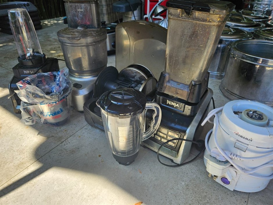 Assorted Blenders and Food Processors