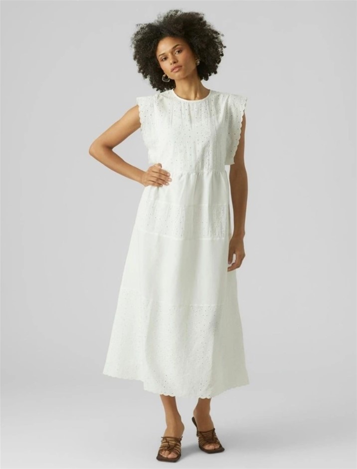 VERO MODA Dia Maxi Dress, Size M, White NB: Makeup On Neckline
  Buyers