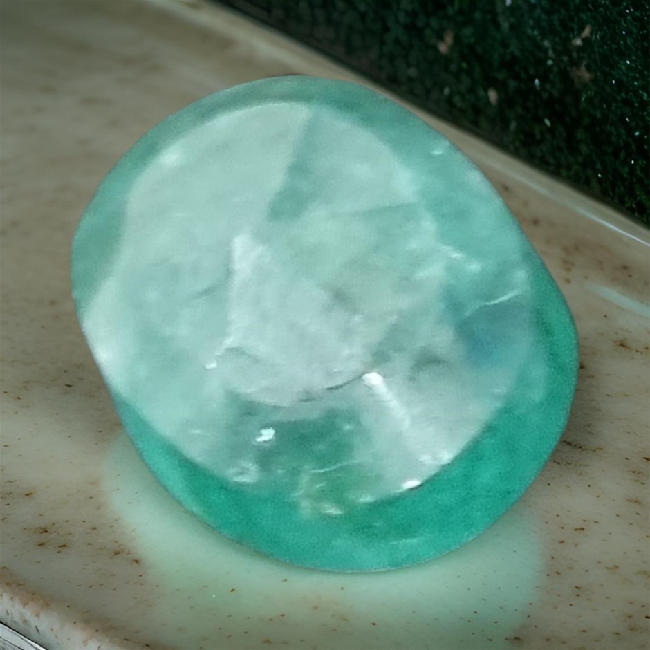 7.33 CARAT NATURAL GREEN EMERALD GEMSTONE