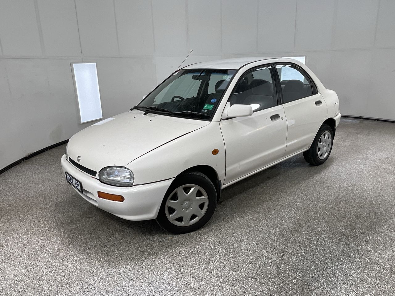 1995 Mazda 121 1.5 DB Automatic Sedan