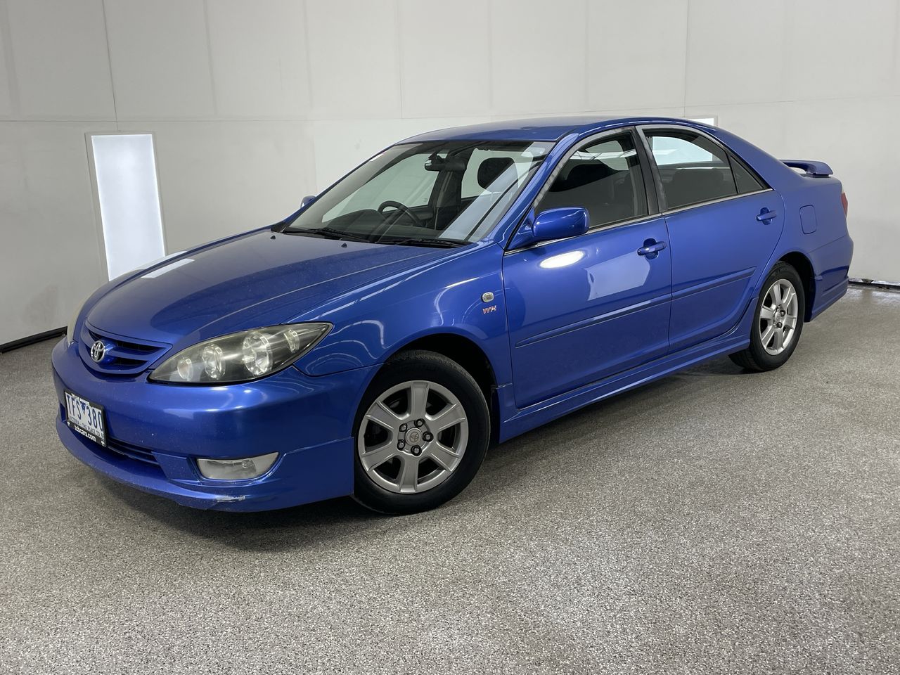 TREAUT -2004 Toyota Camry Sportivo ACV36R Automatic Sedan