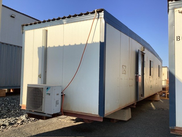 Approx 12m x 3m Transportable Rec Room Auction (0014-9055549) | Grays ...