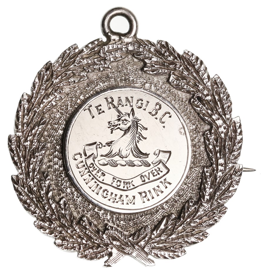 Te Rangi B.C. (Invercargill), Champion Rink, fob medal, c1940s Auction ...