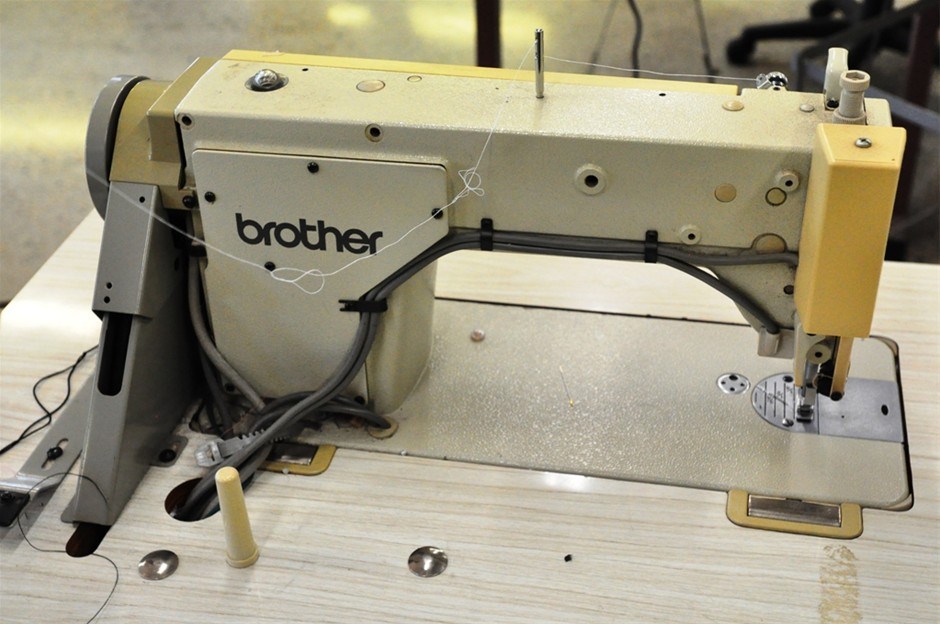 Industrial Sewing Machine - Brother Exedra model DB2-B737-413 Mk2 