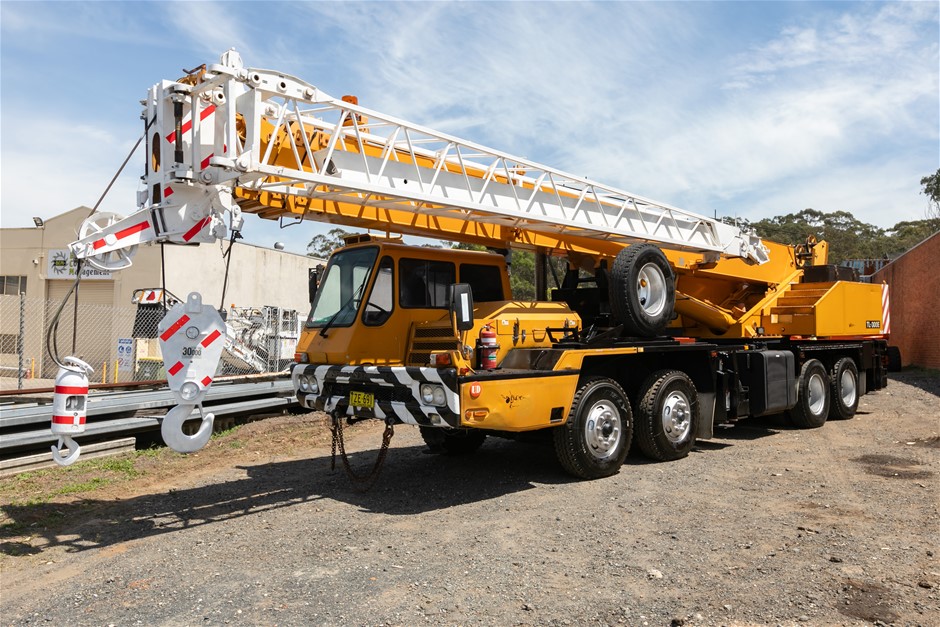 Tadano Hydraulic Crane Truck & JLG Boom Lifts
