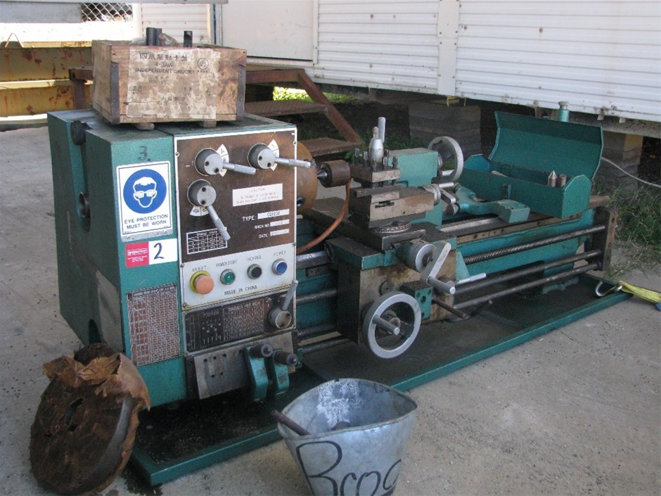 Metal lathe, Shaoxing Machine Tool Works, Type CQ6230. Bench mounted, appro Auction (0002