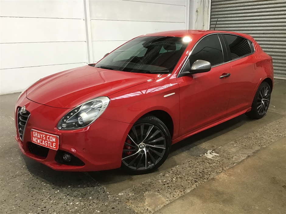 2015 Alfa Romeo Giulietta DISTINCTIVE SERIES 1 Automatic Hatchback