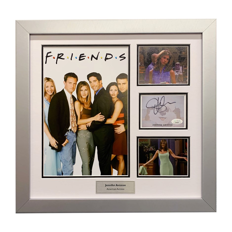 MOVIE & SPORT SIGNED COLLECTABLES