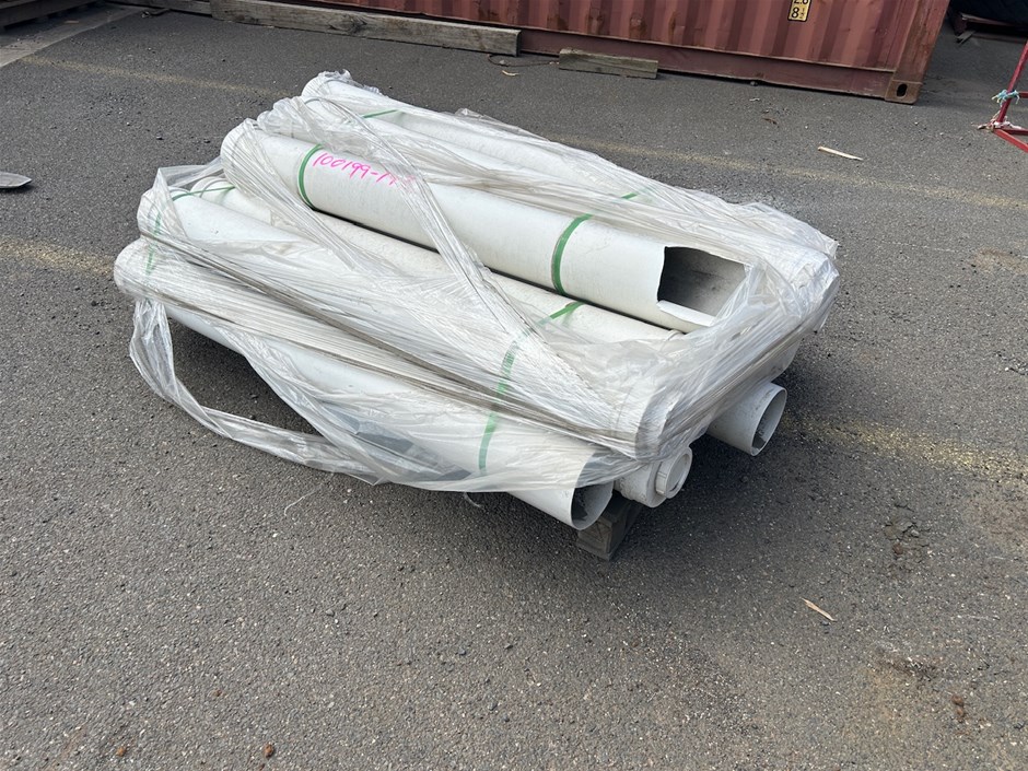 ASSORTED AUTO & CARAVAN ACCESSORIES