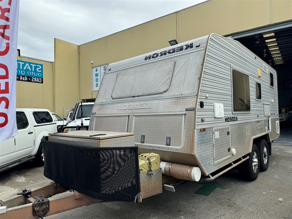 2009 Kedron Top Ender Caravan