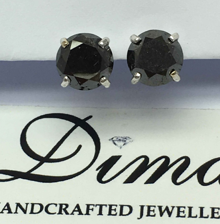 18ct White Gold, 3.96ct Diamond Earring