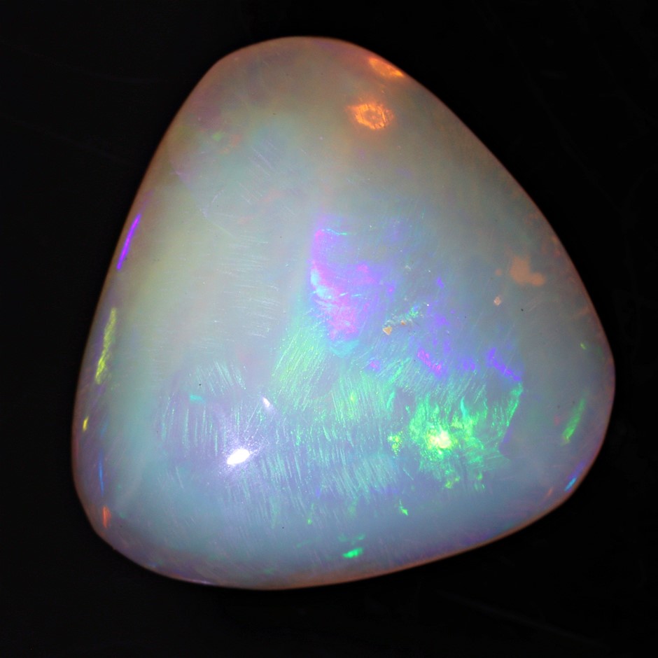 7.51 Carats Ethiopian Opal