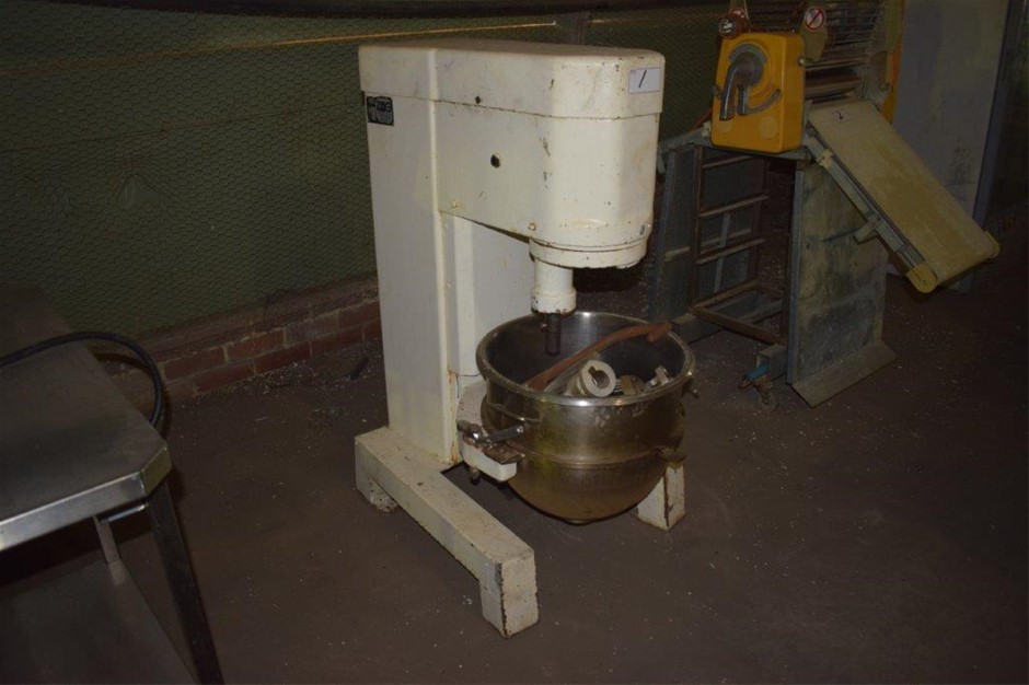 Bakery Equipment - Dough Mixers, Scales, Racks