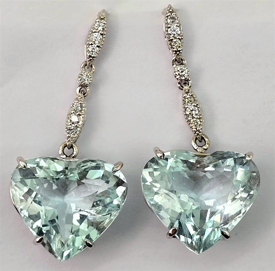 No Reserve 16.44 Carat Diamond And Aquamarine Earrings - 