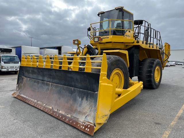 Unreserved 2011 Komatsu WA600-6 Wheel Loader