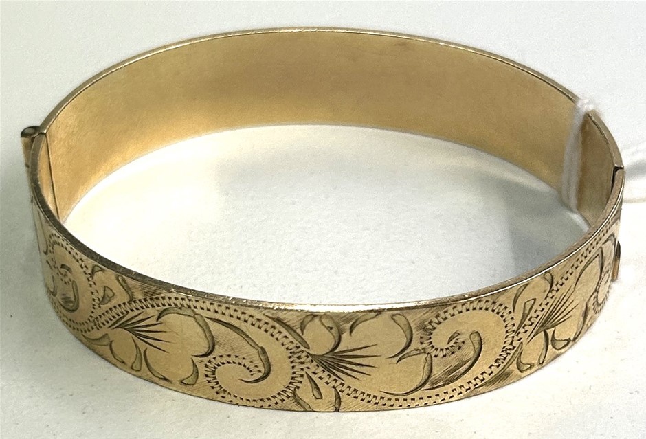 Classic Gold Bangle main image 0