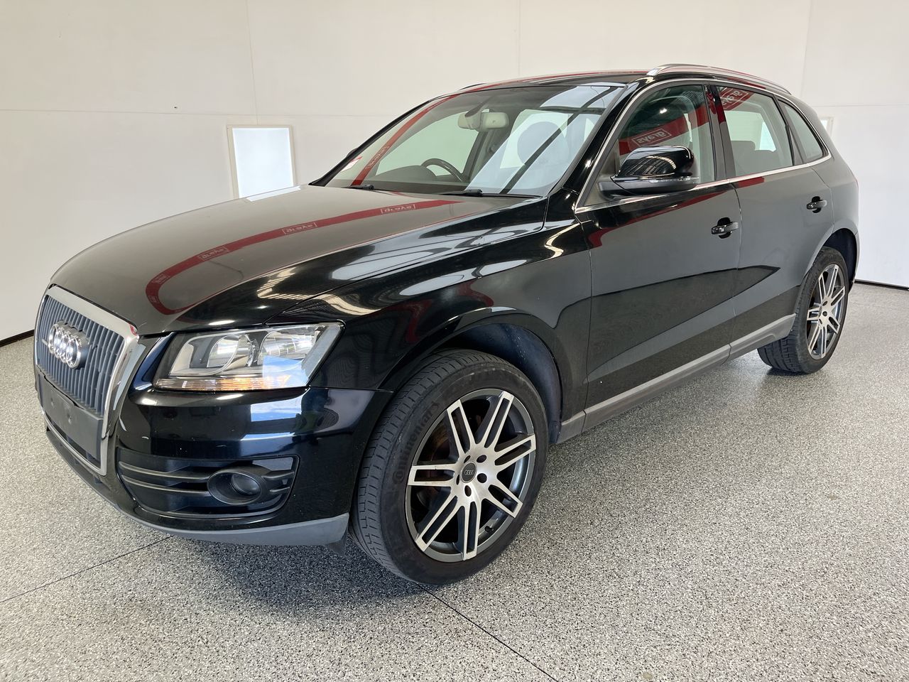 2010 Audi Q5 2.0 TDI Quattro 8R Automatic Wagon