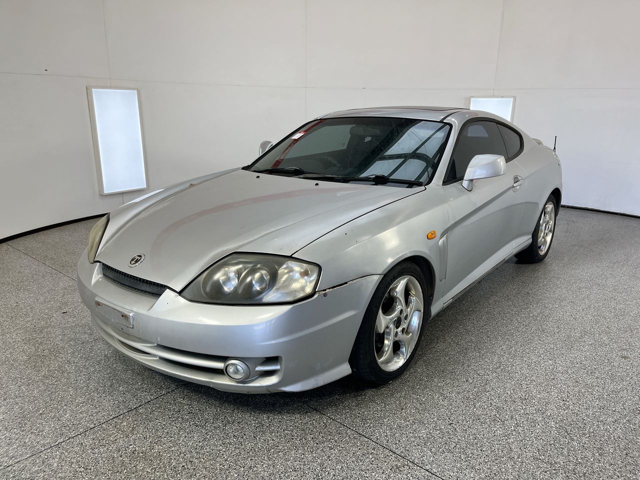 2004 Hyundai Tiburon V6 GK Automatic Coupe( WOVR REGISTED) Auction ...