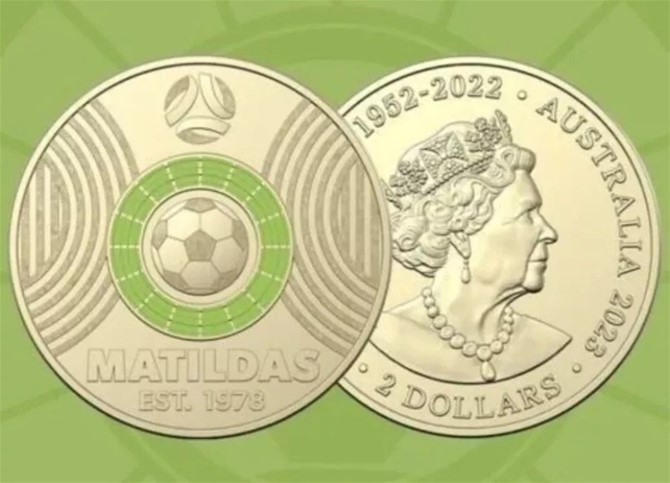 Coins and Banknote