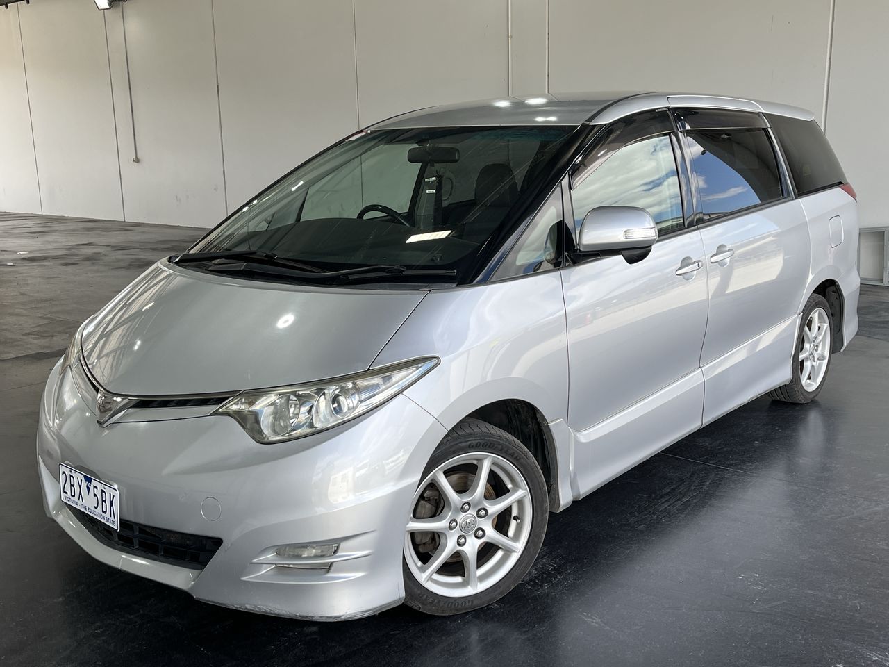 2008 Toyota Estima Import Automatic Van