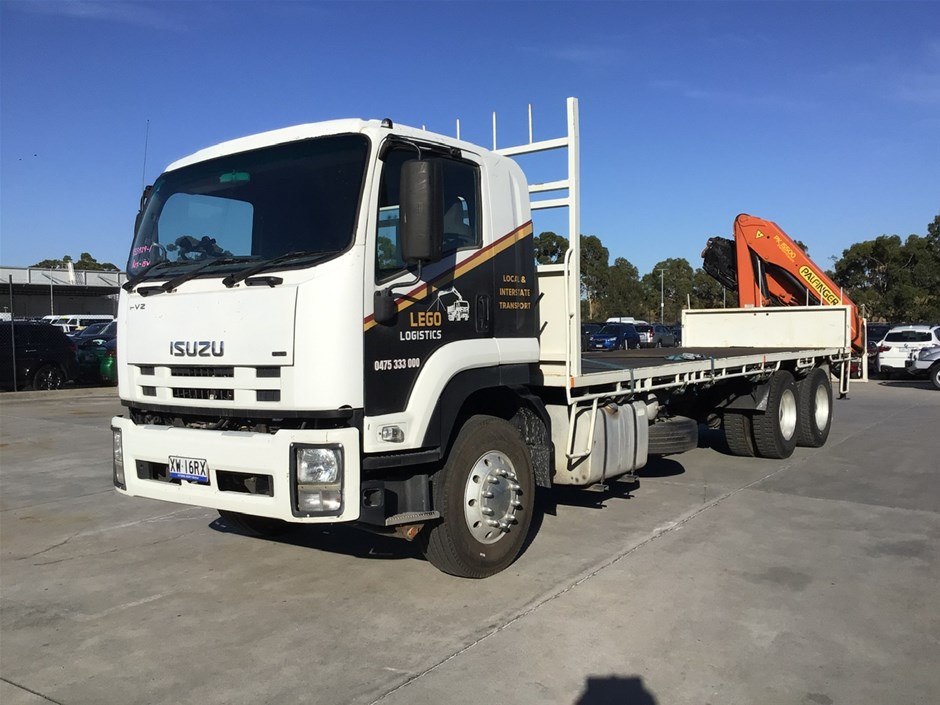 2008 Isuzu  FH FVZ 6 x 4 Crane Truck