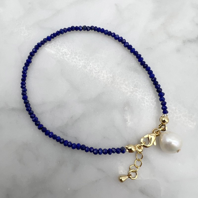 M&N Emporium - Luxurious Pearl Bracelet Sale