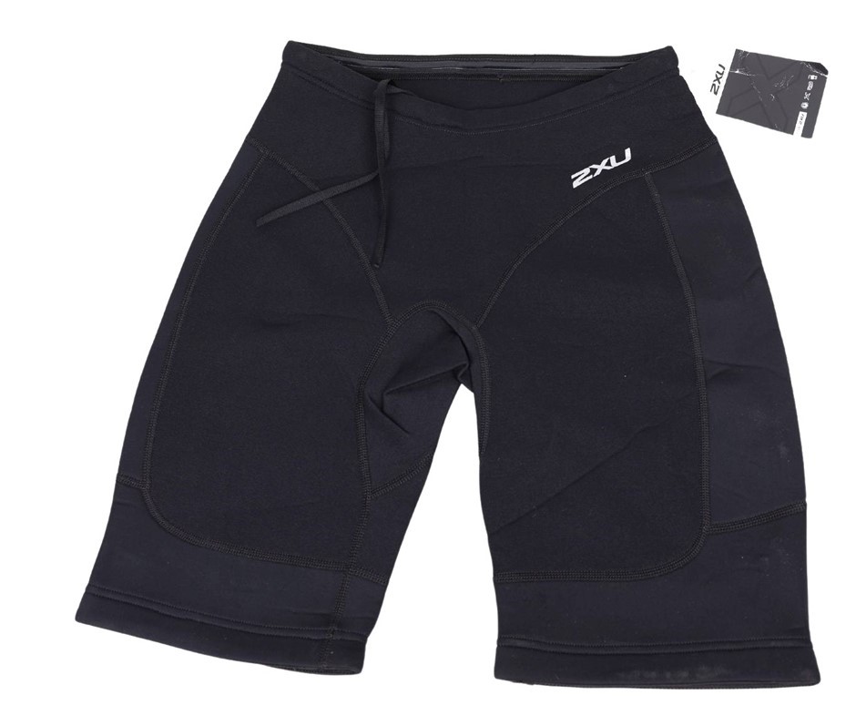 3 x 2XU Women's Neoprene Short, Size S, Black/Reflective.  Buyers Note - Di