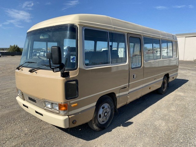 1991 Toyota  Coaster Deluxe 4 x 2 Bus