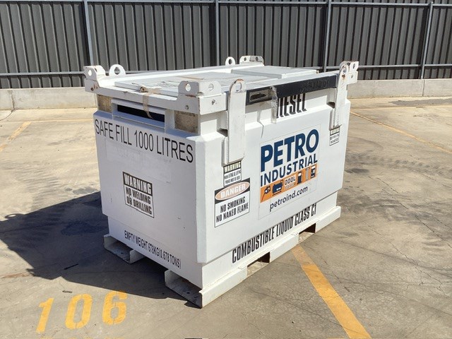 Petro Industrial Bunded Fuel Cell, 1,000 Litres Auction (0066-8019989 ...