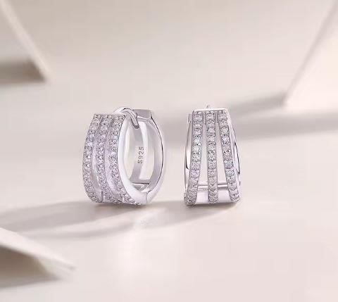 'Jewelzmerchants' Moissanite  Jewelry: Free Gift Chain $30